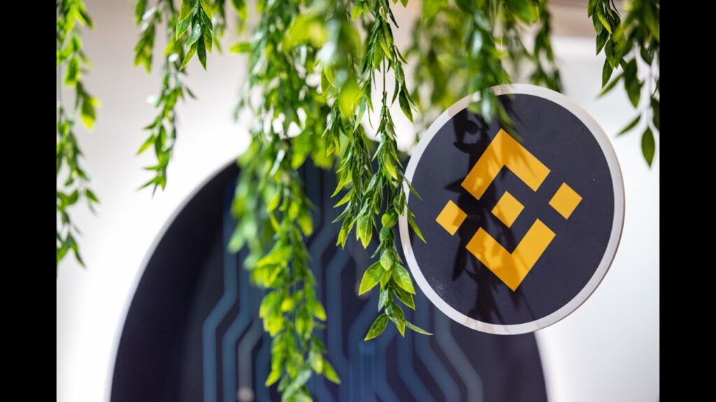 Crypto Report: Binance Weighs Buying a Bank